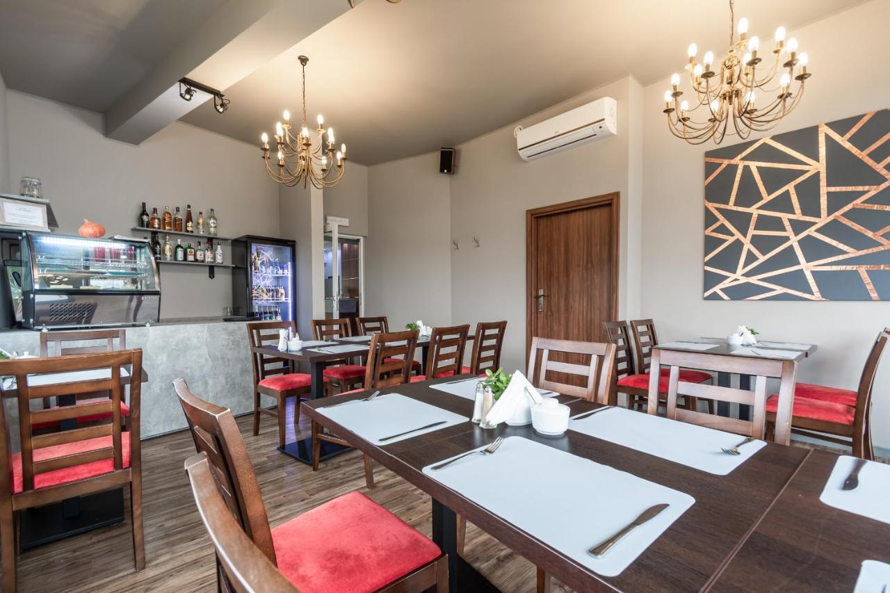 קוזאקובו Hotel Biancas מראה חיצוני תמונה